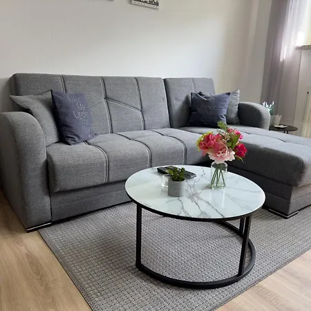 Strandnahe Souterrain-ferienwohnung Haus Sonneneck 4 Cuxhaven