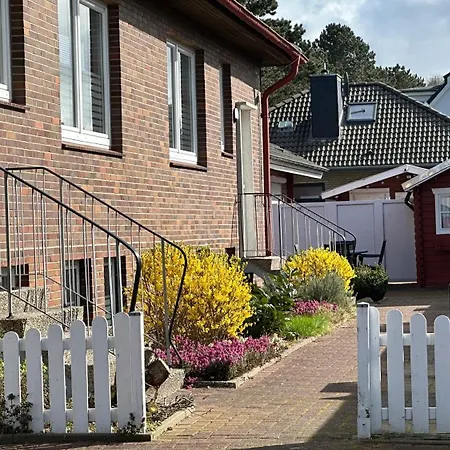 Strandnahe Souterrain-ferienwohnung Haus Sonneneck 4 Appartement Cuxhaven